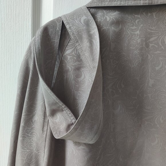 Taupe paisley design Jacket - Picture 6 of 6